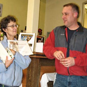 VolunteeroftheYear2011.jpg