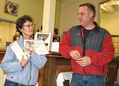 VolunteeroftheYear2011.jpg